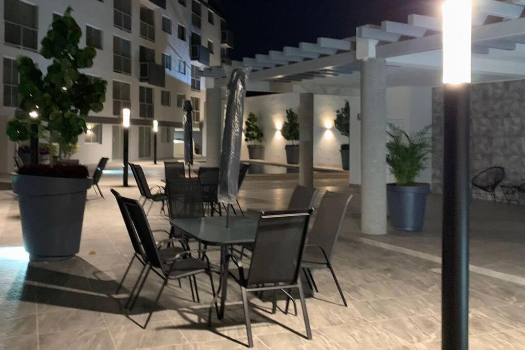 Departamento Hospicio Cabanas. غوادالاجارا المظهر الخارجي الصورة