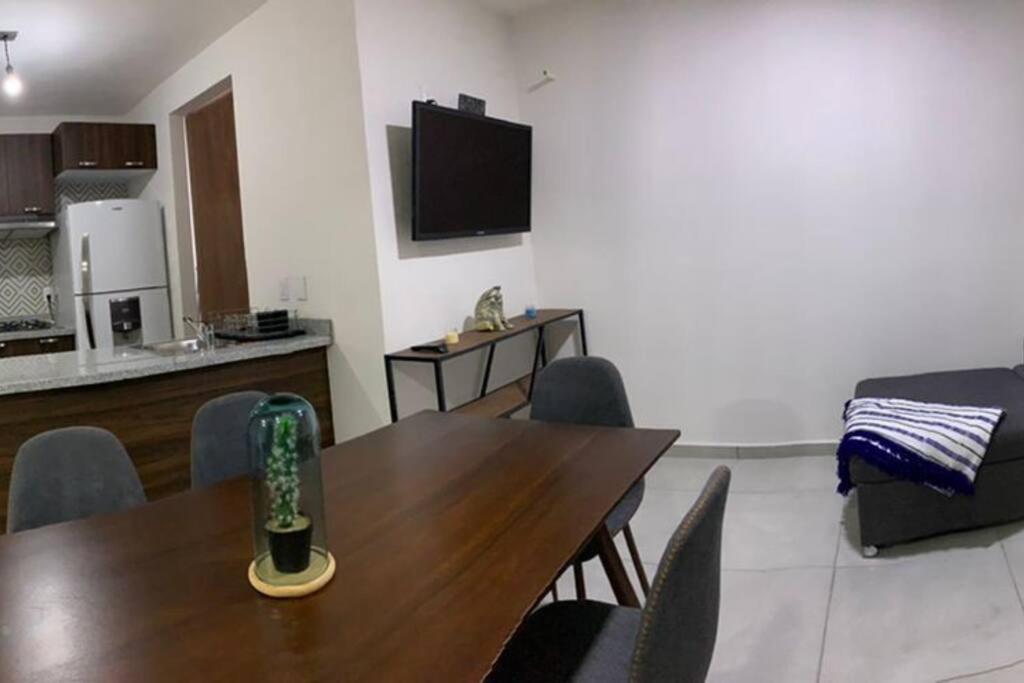 Departamento Hospicio Cabanas. غوادالاجارا المظهر الخارجي الصورة