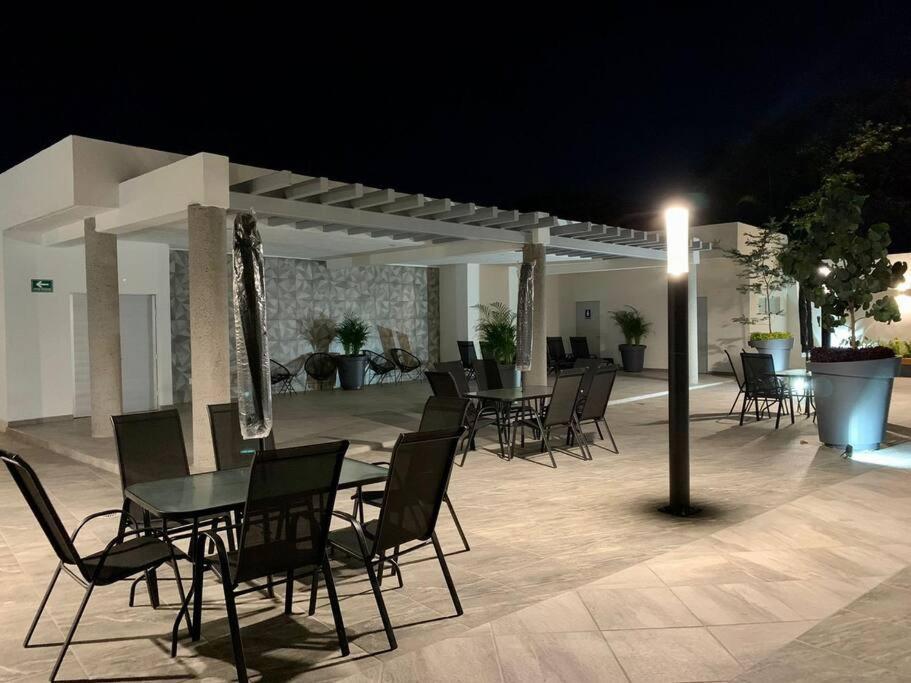 Departamento Hospicio Cabanas. غوادالاجارا المظهر الخارجي الصورة